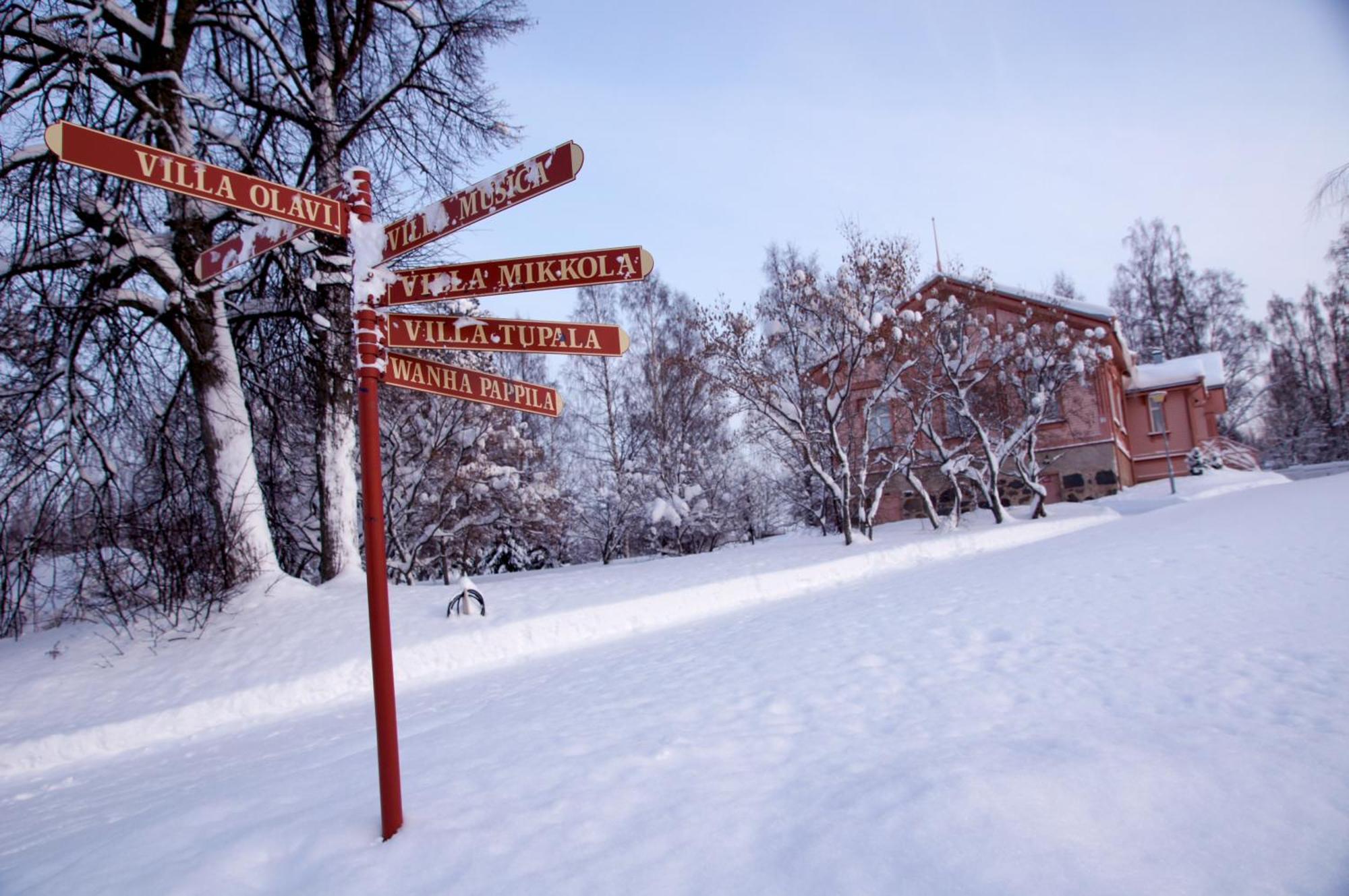 Savonlinnan Kansanopisto - Wanha Pappila Exterior photo